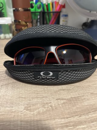 Gafas de sol NewYorker negras y naranjas