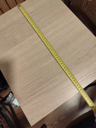 Mesa de noche Ikea madera