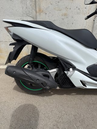 Honda PCX 125 Blanca