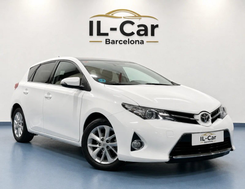 Toyota Auris 2013 - foto 1