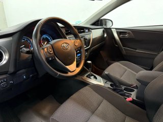 Toyota Auris 2013