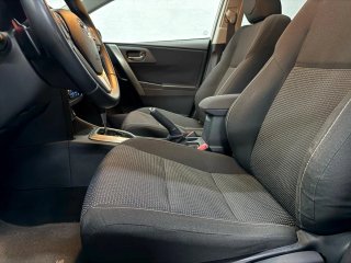 Toyota Auris 2013