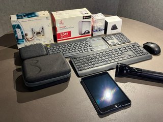 Lote: Disco Duro, Teclados, Ratones, Ipad...