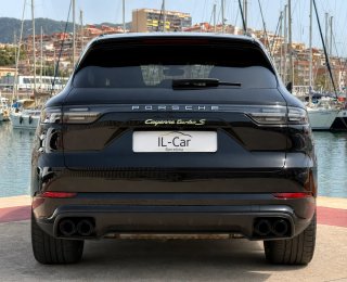 Porsche Cayenne 2023