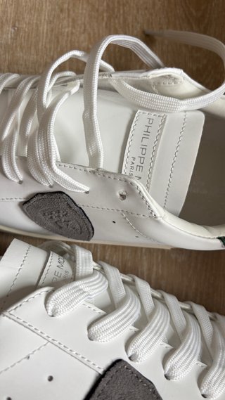 Zapatillas Phillip Model Blancas y Verdes