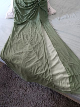 Vestido largo verde olivo elegante