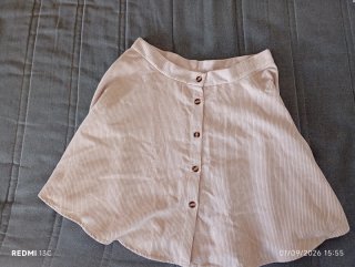 Falda de pana beige con botones shein