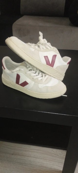 Zapatillas Veja Blancas y marrón