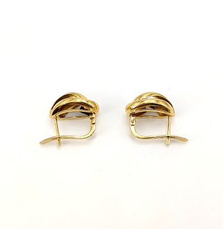 Pendiente de oro de 18k, 2.82 g.
