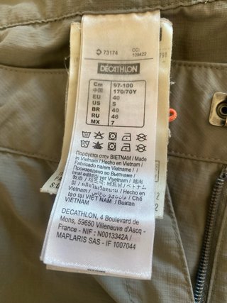Pantaloncini da escursionismo Decathlon convertibili grigi