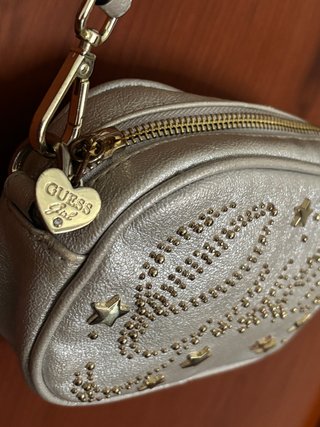 Bolso Bandolera Guess Dorado y Plateado