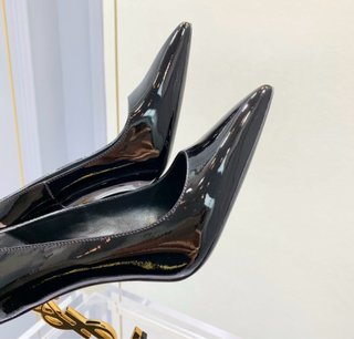 Zapatos Salón Saint Laurent Charol Negro Tacón Oro