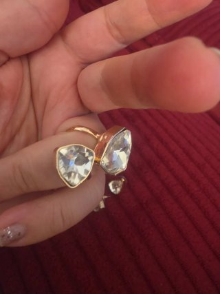Conjunto Anillo y Pendientes Cristales Triangulare