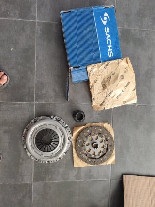 Kit Embrague SACHS 3000 133 002