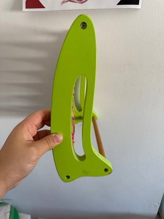 Juguete de madera con letras y números