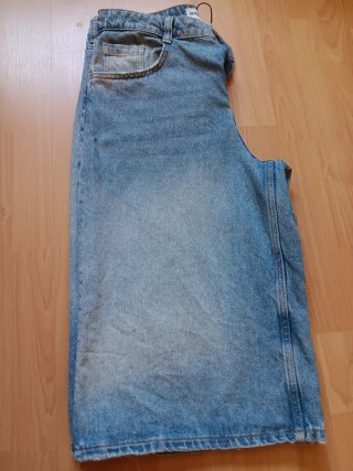 Pantalón vaquero Bershka ancho Talla 36