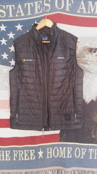 PATAGONIA CHALECO NEGRO