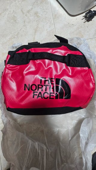 The North Face Base Camp Duffel M Roja