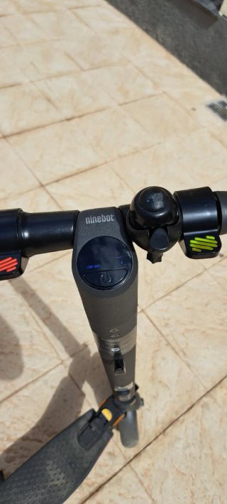 Patinete Eléctrico Segway Ninebot E25E