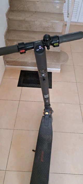 Patinete Eléctrico Segway Ninebot E25E