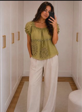Blusa verde Stradivarius talla S
