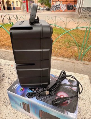 Altavoz Portátil Karaoke Elta + Micrófono