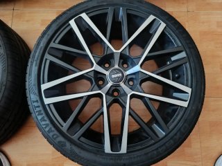 Llantas Momo 18 BMW + 225/40 R18