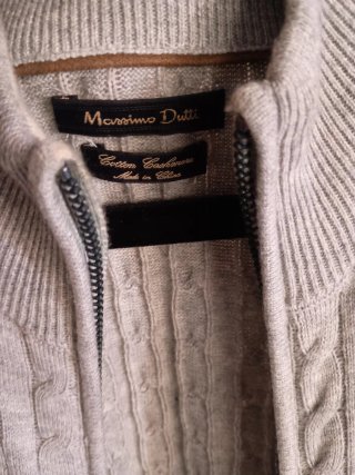 Chaqueta Massimo Dutti Gris. Está nueva.