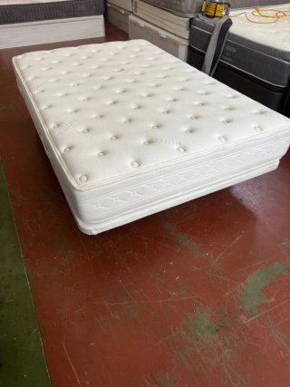 Base tapizada 6 patas+ Colchón Relax Visco 135x200