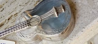 Cajita Plata Guitarra