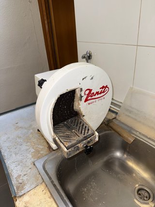 Recortadora escayola Zenit prótesis dental