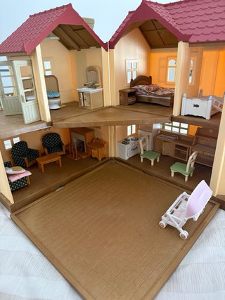 Casa Sylvanian Families con accesorios