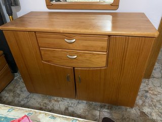 Cómoda cajonera de madera