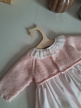Faldón bebé rosa 3 meses