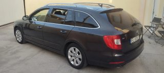 Skoda Superb 2011