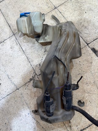 Depósito limpiaparabrisas Audi A4 B6 2004