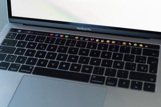 MacBook Pro 13 2017 Touch Bar A1706 Bat nueva