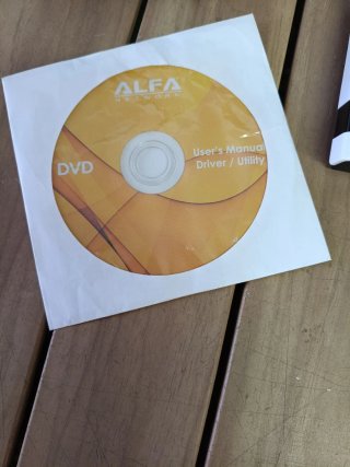 Alfa R36 Router con Antena y Adaptador