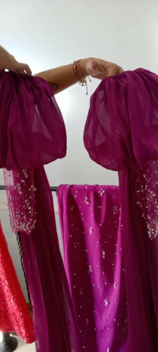 Traje de fiesta morado talla M