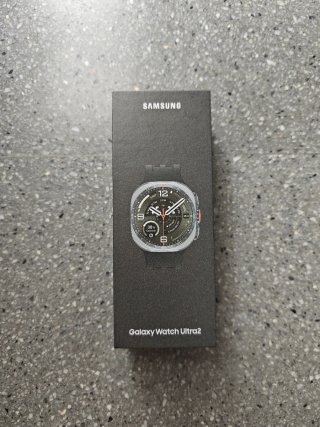 Samsung Galaxy Watch Ultra 2 Caja