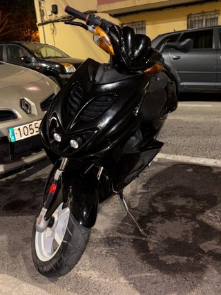 Yamaha Aerox 49cc DE CASA
