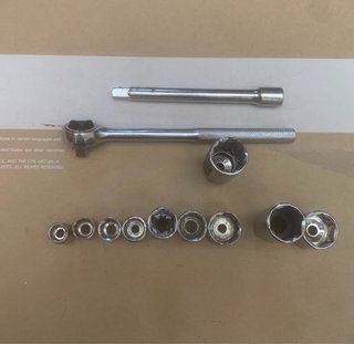 Llave de carraca con vasos