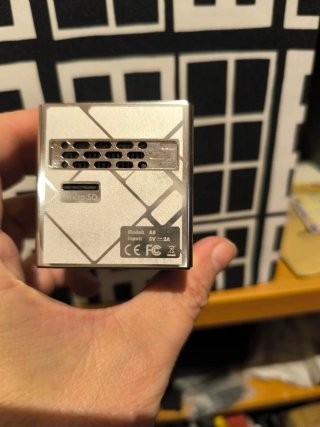Raro mini Proyector Portátil Excelvan Bolsillo