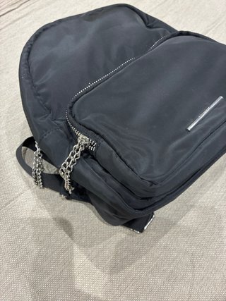 Mochila pequeña Pull&Bear negra