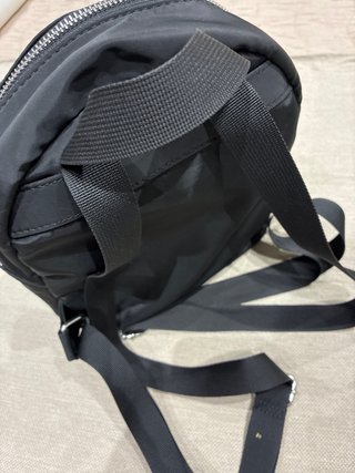 Mochila pequeña Pull&Bear negra