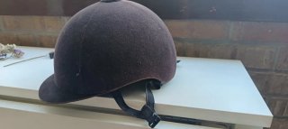 Casco hípica infantil negro