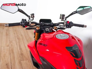 DUCATI STREETFIGHTER V2 S
