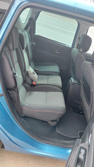Renault Scenic en muy buen estado.