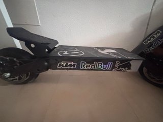 Kukirin G2 Vinilos Red Bull garantia. 1700KM