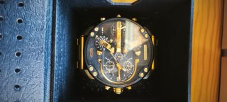 Relógio Diesel Dourado e Preto